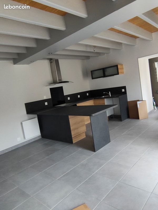Maison à louer, 80m², Aureil