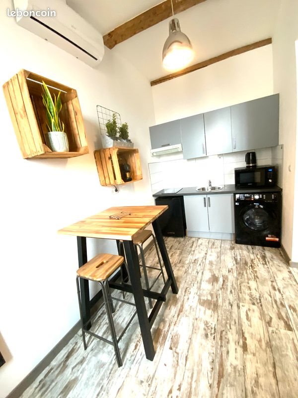 Appartement à louer, 27m², Marseille 2ème
