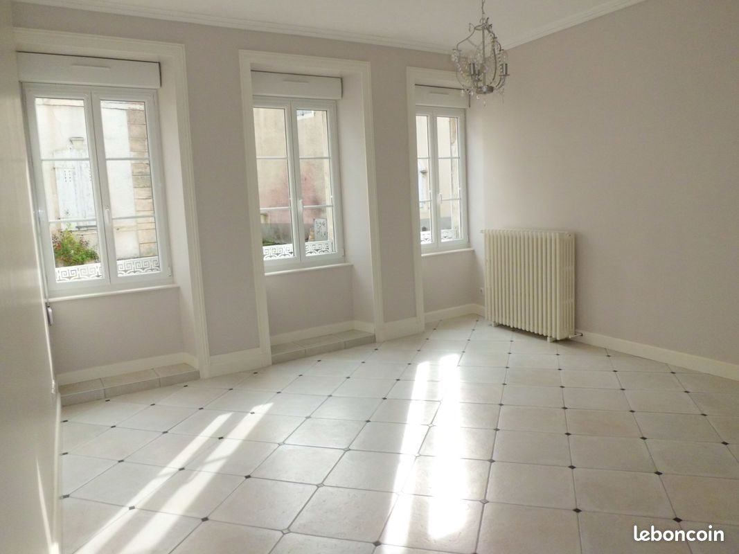 Maison à louer, 105m², Gray