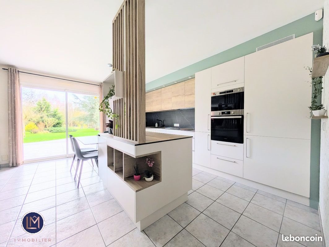 Maison à vendre, 138m², La Chevrolière