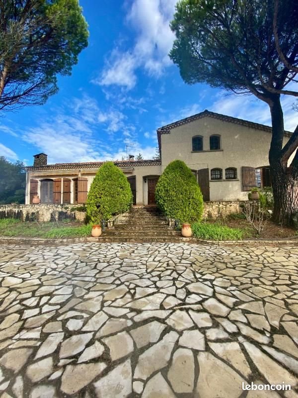 Maison à louer, 165m², Aouste-sur-Sye