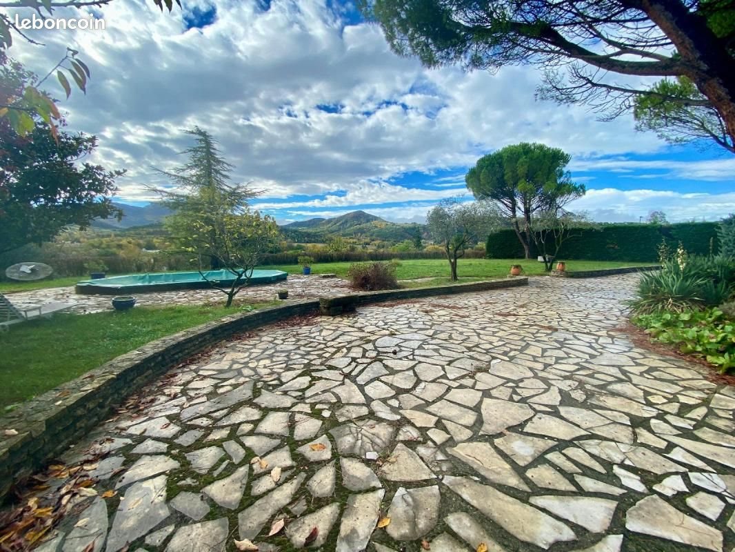 Maison à louer, 165m², Aouste-sur-Sye