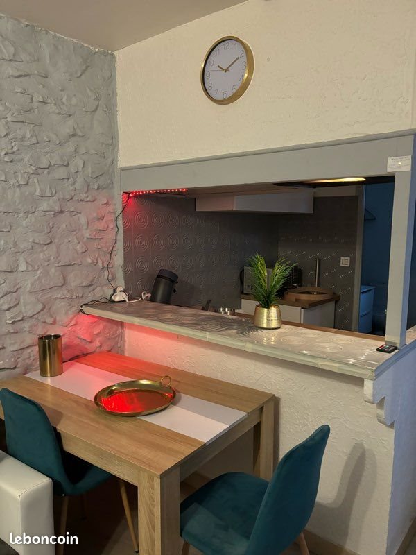 Appartement à louer, 35m², Nîmes