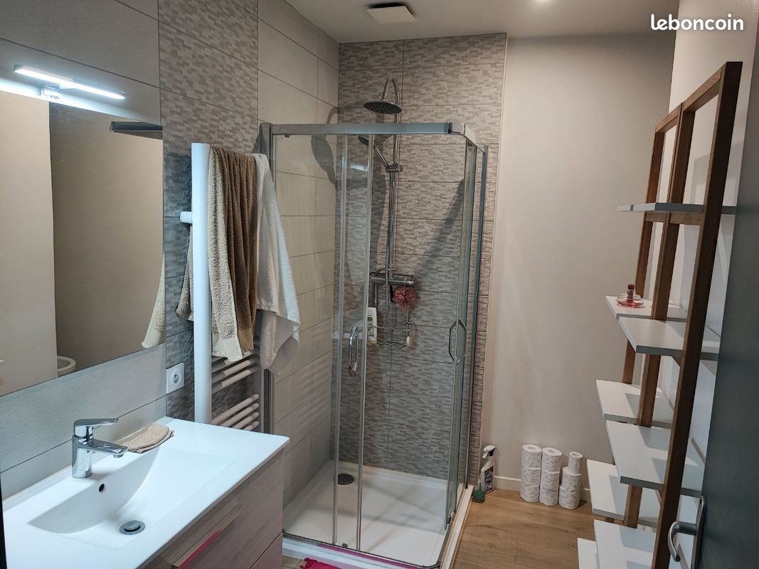 Maison à louer, 49m², Le Pallet