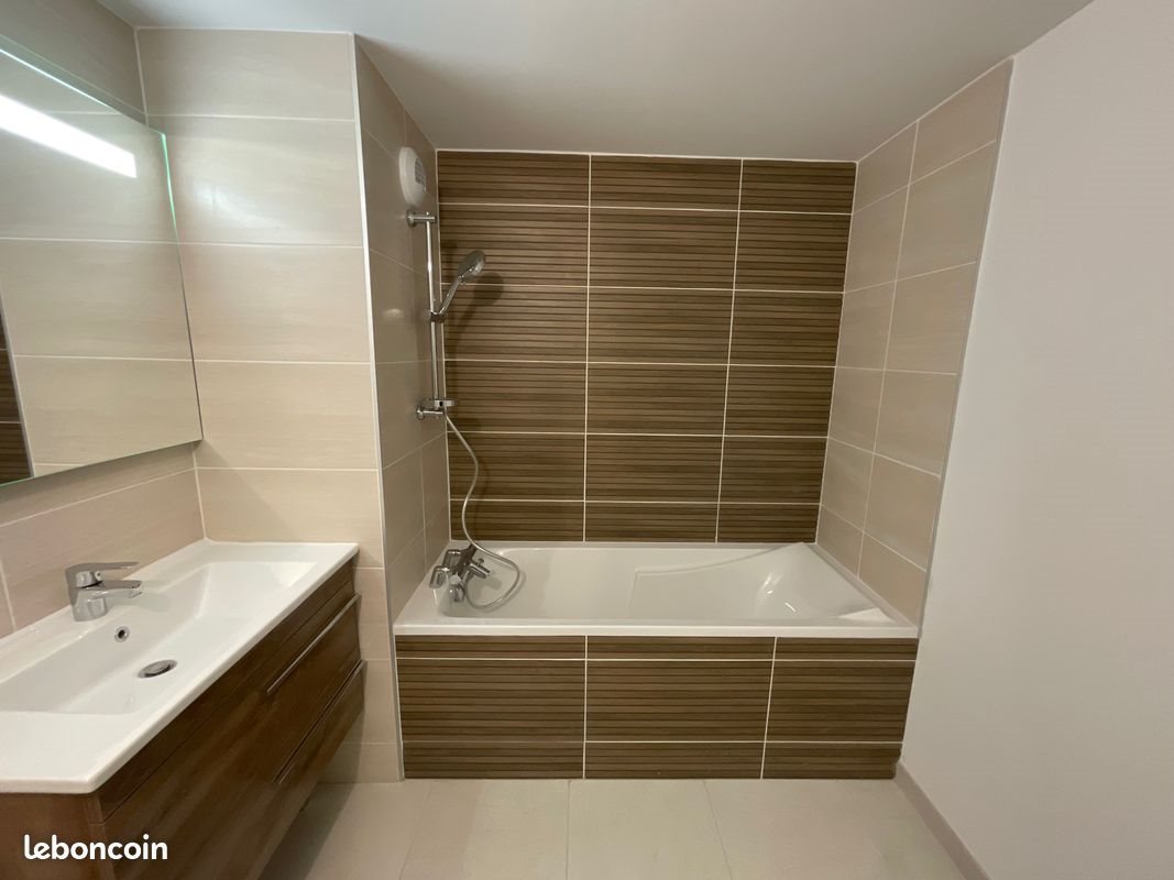 Appartement à louer, 64m², Challes-les-Eaux