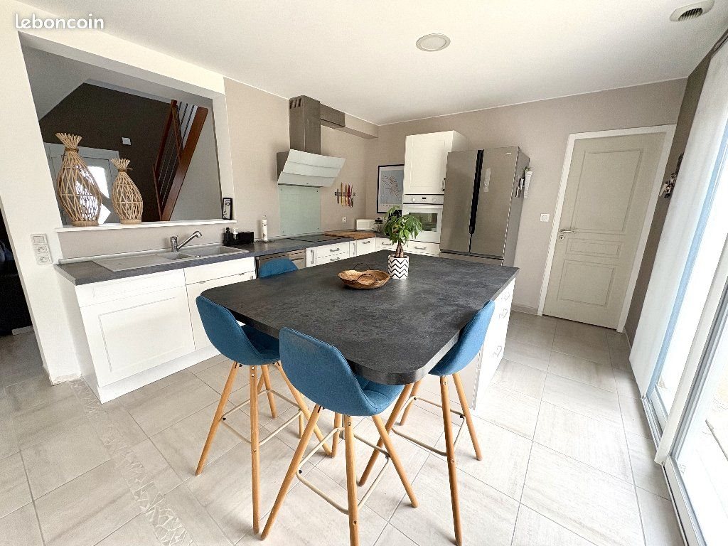 Maison à vendre, 145m², Sainte-Croix-Hague