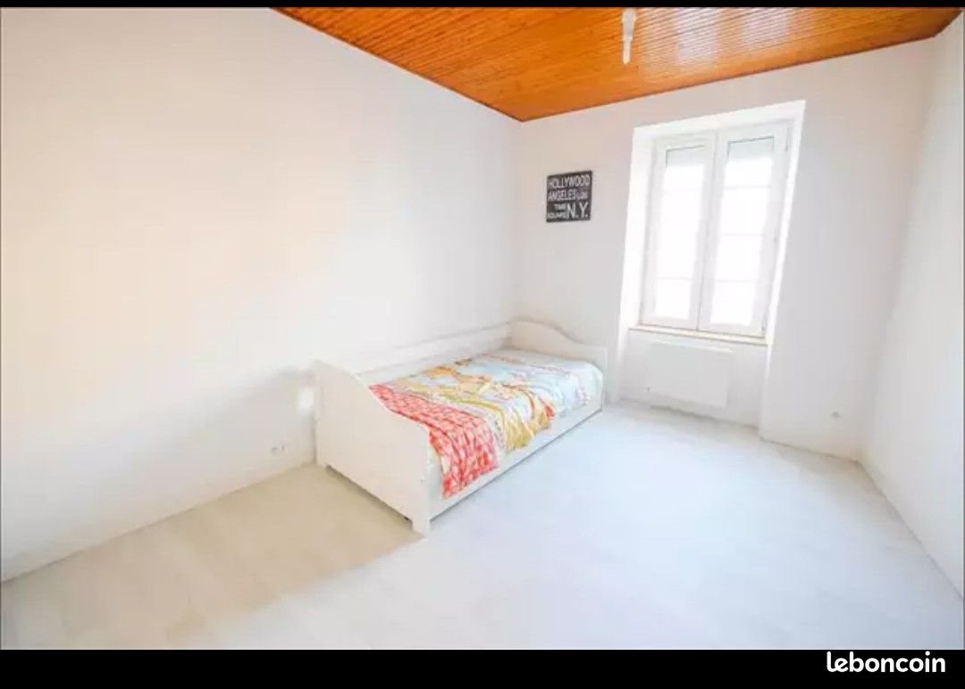 Maison à louer, 123m², Saint-Martin-des-Noyers