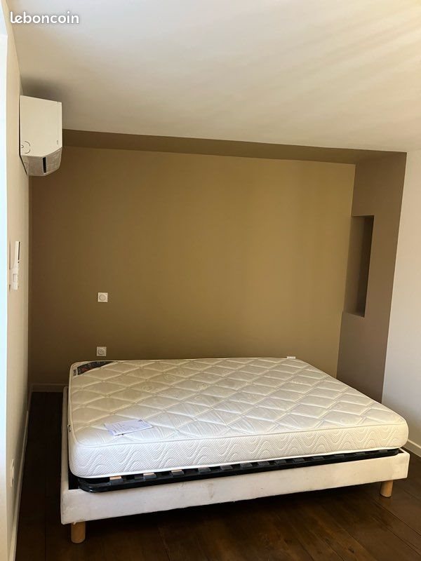 Maison à louer, 50m², Saint-Jean-du-Bruel