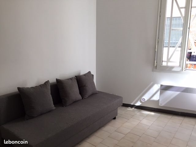 Appartement à louer, 16m², Nîmes
