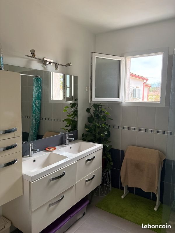 Maison à louer, 120m², Sommières