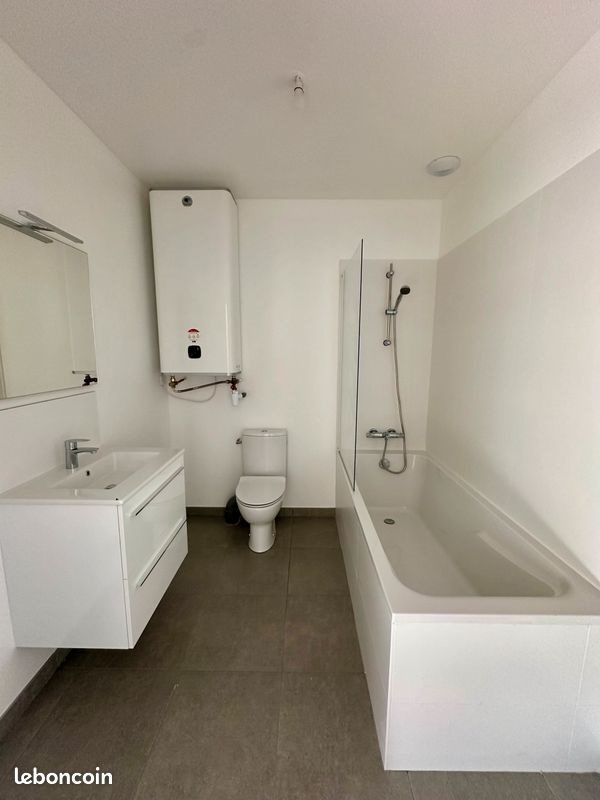 Appartement à louer, 58m², Trédion