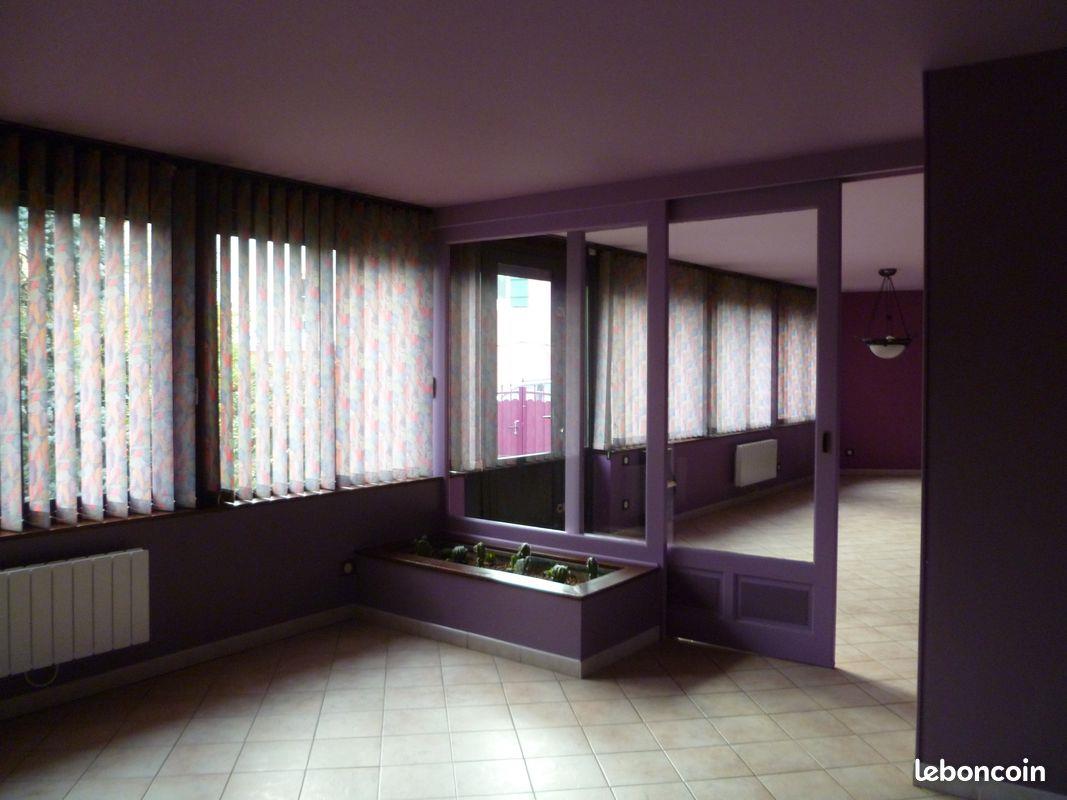 Maison à louer, 75m², Pierreclos