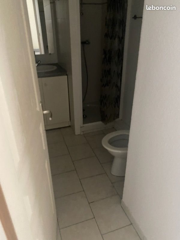Appartement à louer, 25m², Nîmes