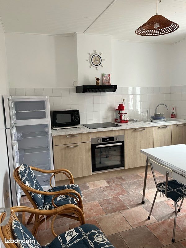 Appartement à louer, 40m², La Crau