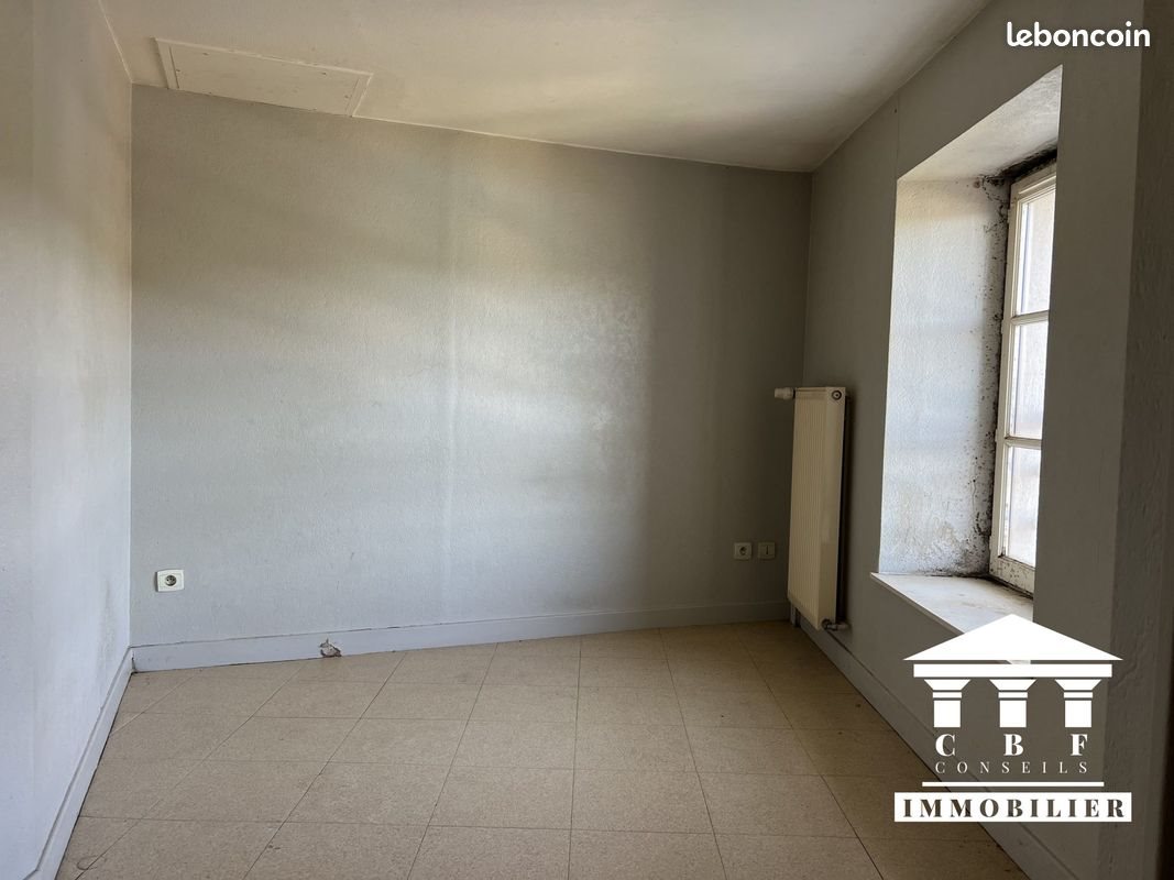 Appartement à vendre, 142m², Saint-Sernin-du-Bois