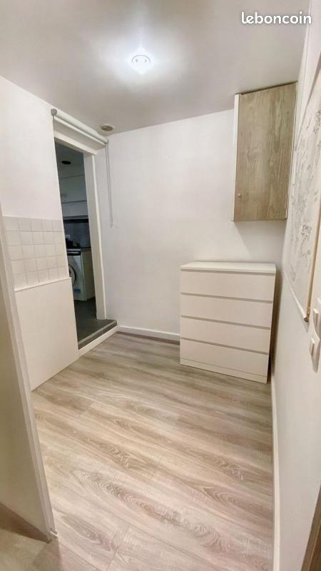 Appartement à louer, 26m², Paris 17ème
