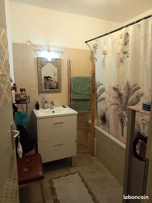 Appartement à louer, 65m², Vauvert