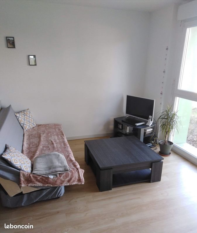 Appartement à louer, 70m², Chapelle-d'Huin