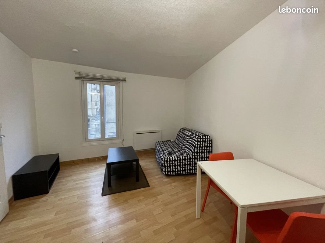 Appartement à louer, 27m², Niort