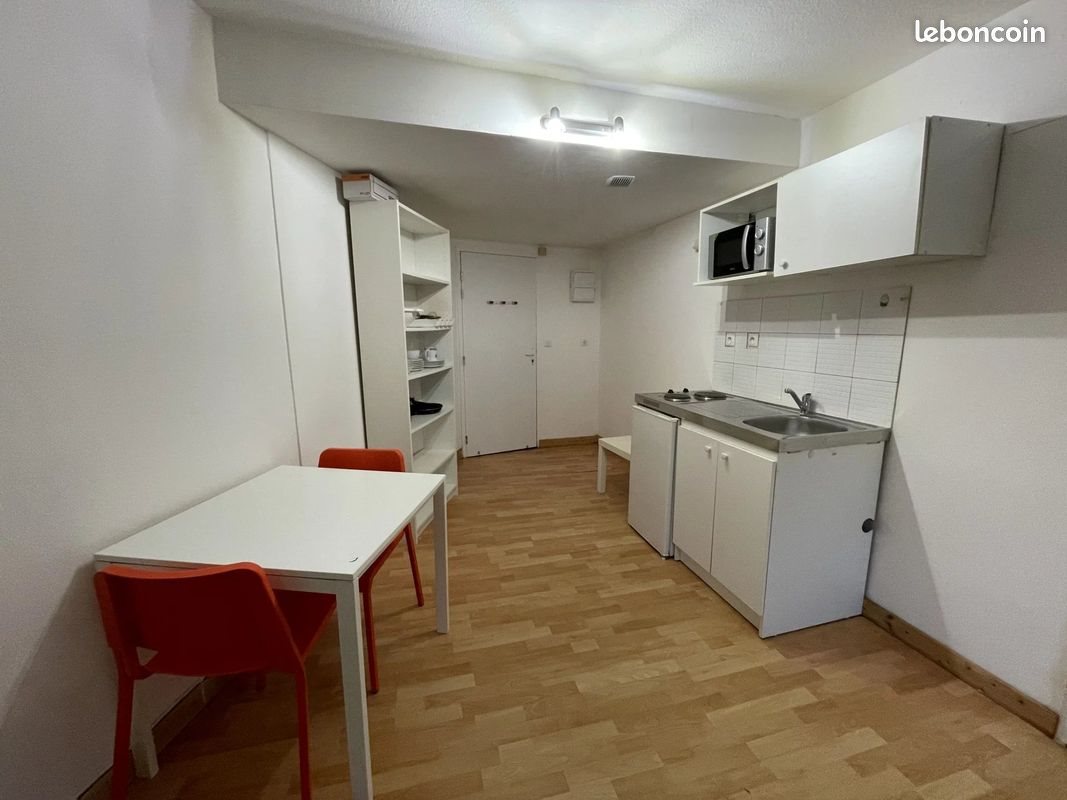 Appartement à louer, 27m², Niort