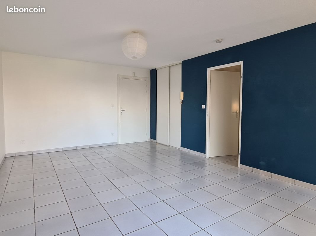 Appartement à louer, 42m², Saint-Jean