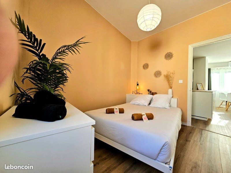 Appartement à louer, 49m², Nîmes