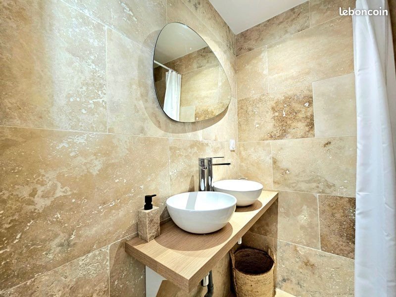 Appartement à louer, 49m², Nîmes