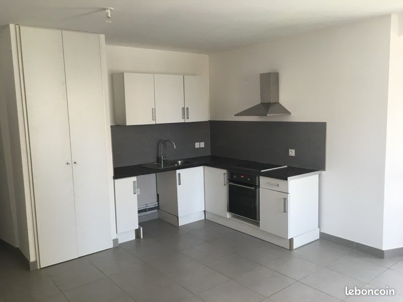 Appartement à louer, 60m², Brando