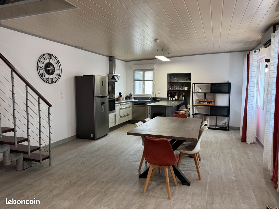 Maison à louer, 120m², Lavilledieu