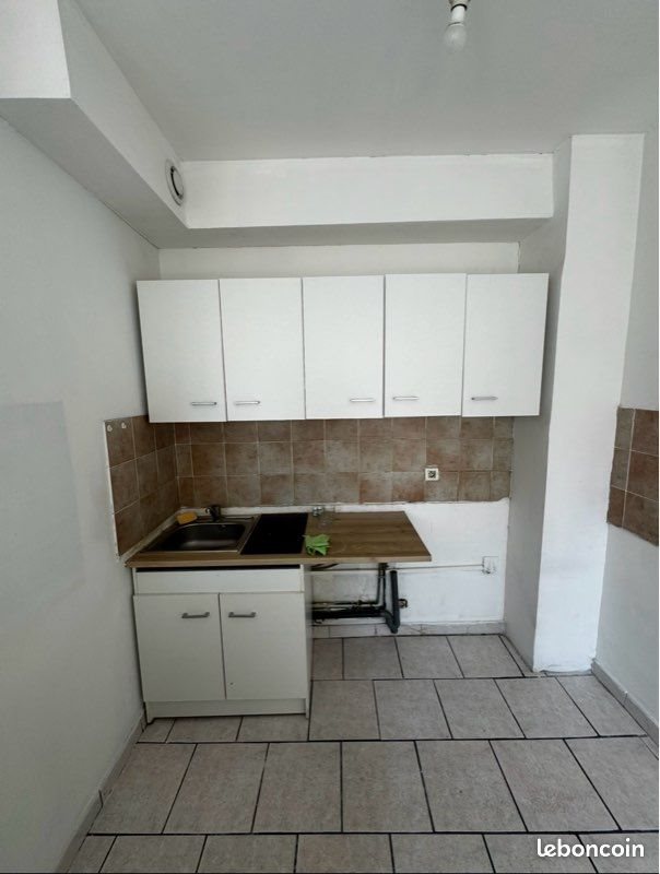 Appartement à louer, 35m², Marseille 3ème
