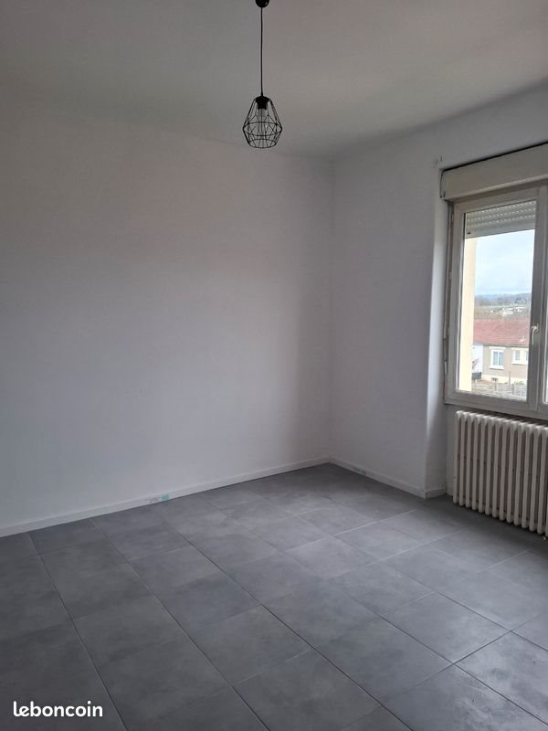 Appartement à louer, 76m², Montceau-les-Mines