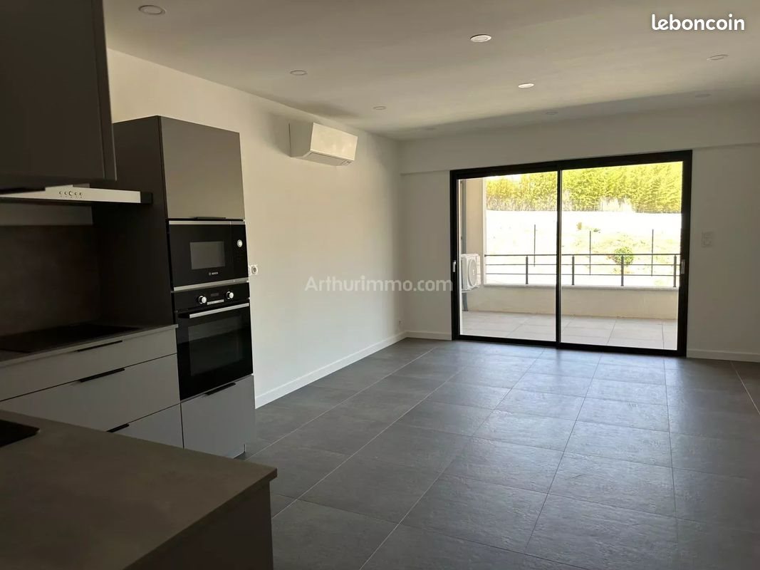 Appartement à louer, 45m², Ajaccio