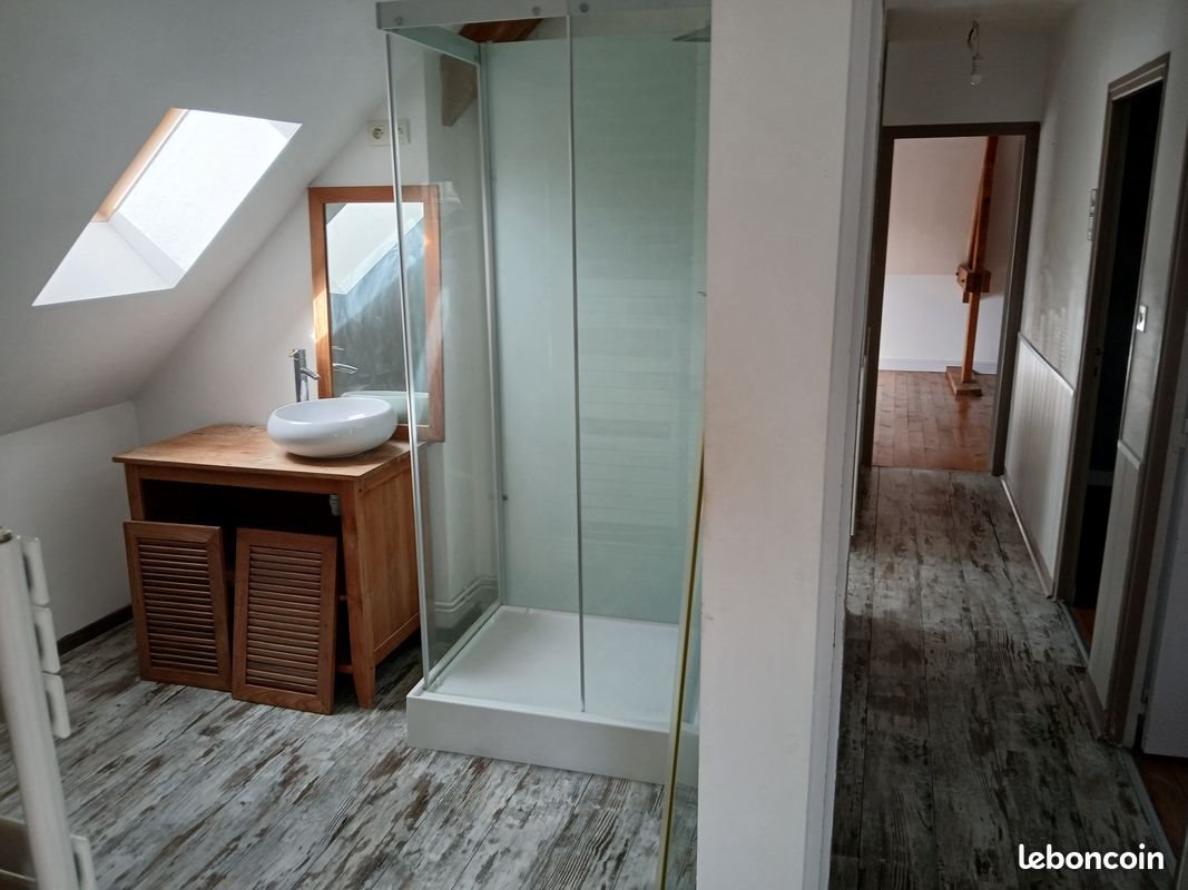 Maison à louer, 180m², Breilly