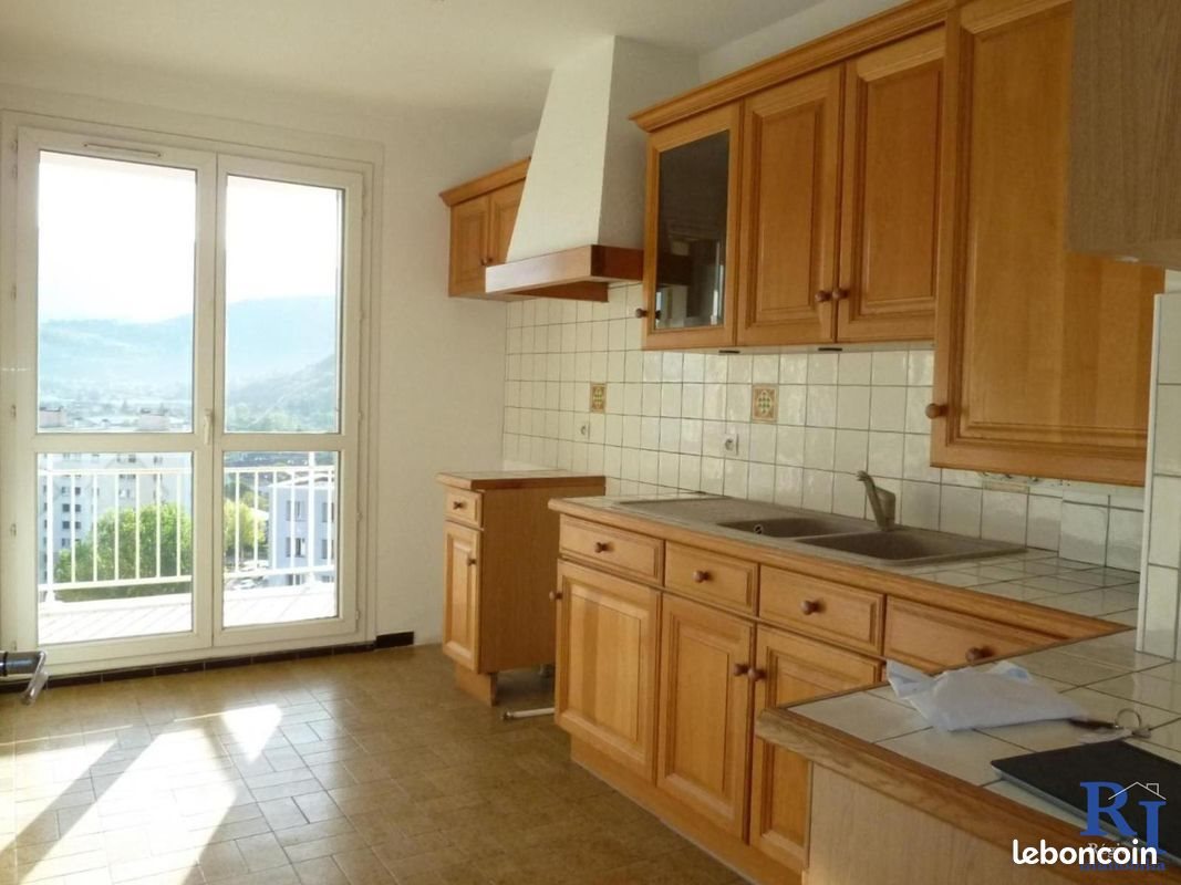 Appartement à louer, 69m², Echirolles