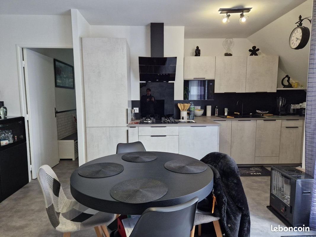 Appartement à louer, 62m², Châteaugiron