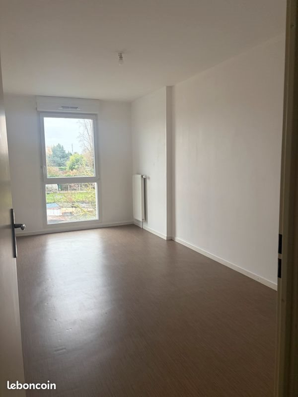 Appartement à louer, 85m², Petite-Forêt