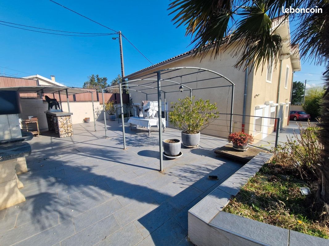 Maison à vendre, 260m², Seyssuel