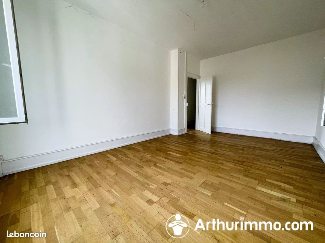 Maison à vendre, 204m², Seloncourt