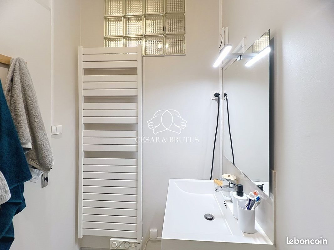 Appartement à vendre, 197m², Thizy
