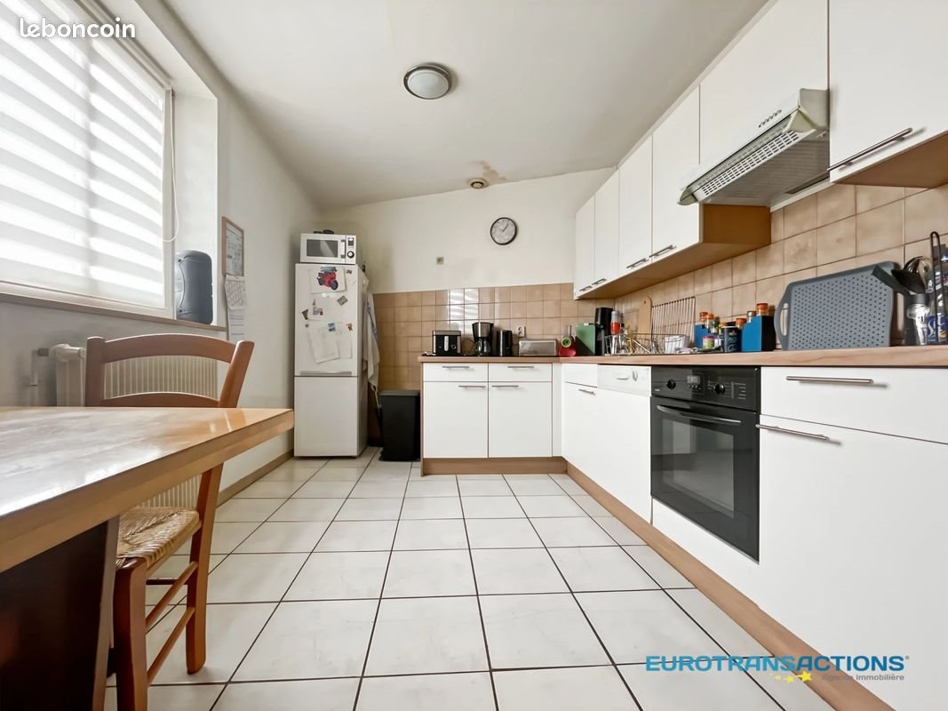 Appartement à louer, 78m², Ringendorf