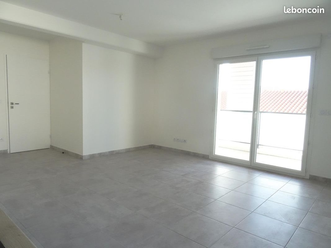 Appartement à louer, 59m², Canohès