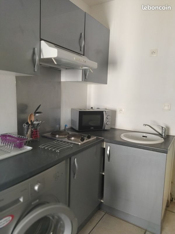 Appartement à louer, 25m², Nîmes