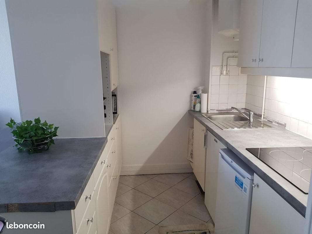Appartement à louer, 25m², Paris 14ème