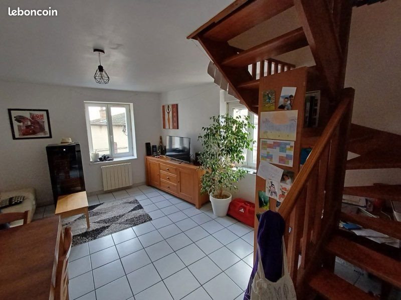 Appartement à louer, 75m², Villié-Morgon