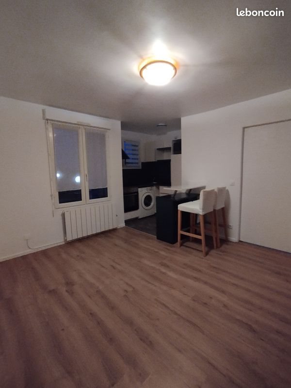 Appartement à louer, 31m², Les Clayes-sous-Bois