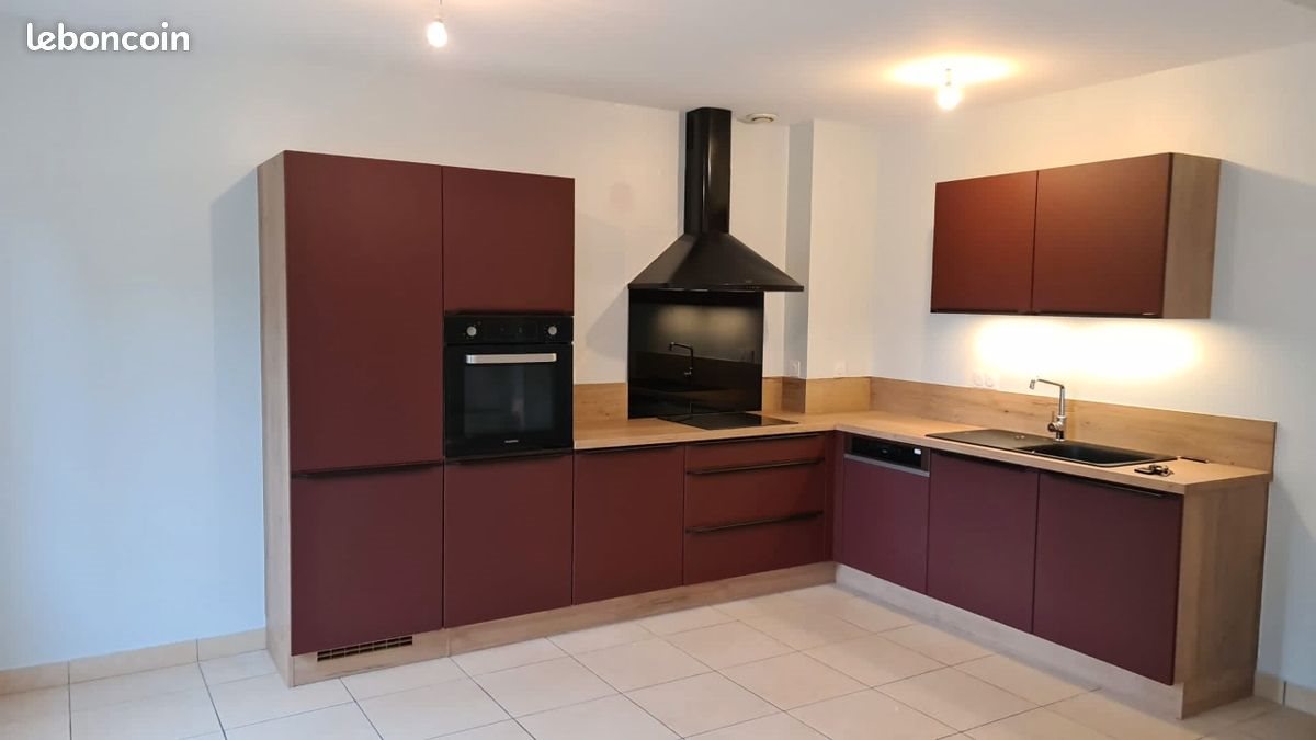 Maison à louer, NaNm², Rochefort