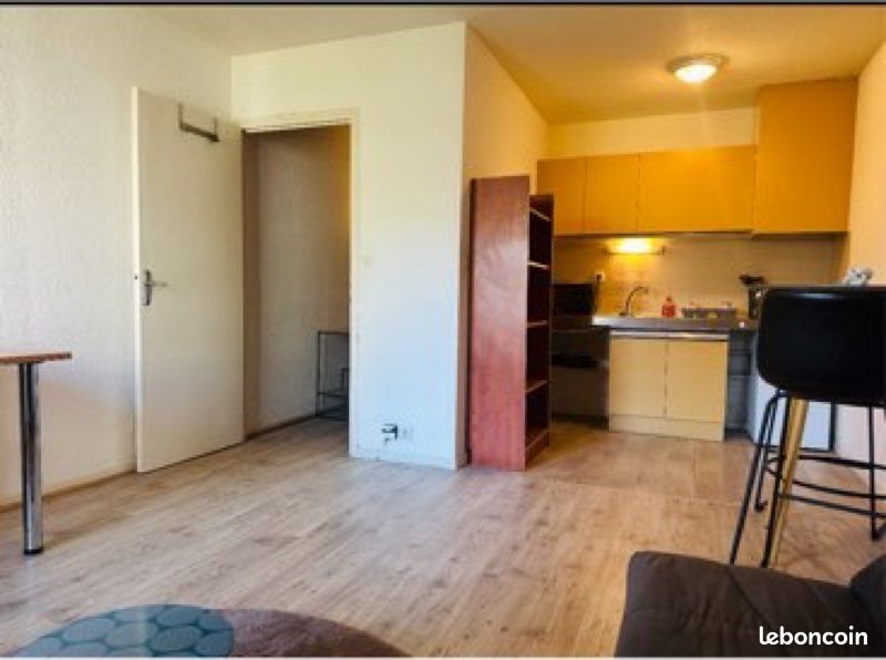 Appartement à louer, 27m², Elne