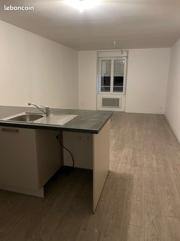 Appartement à louer, 70m², Pleslin-Trigavou