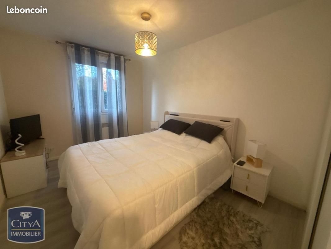 Appartement à louer, 47m², Louvroil