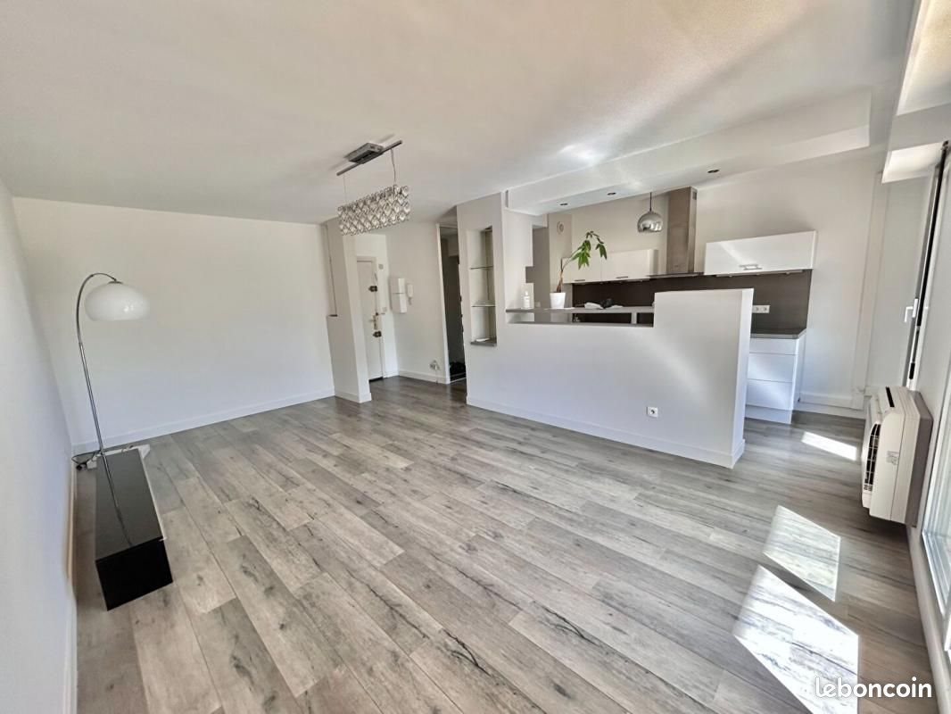 Appartement à louer, 49m², Nice